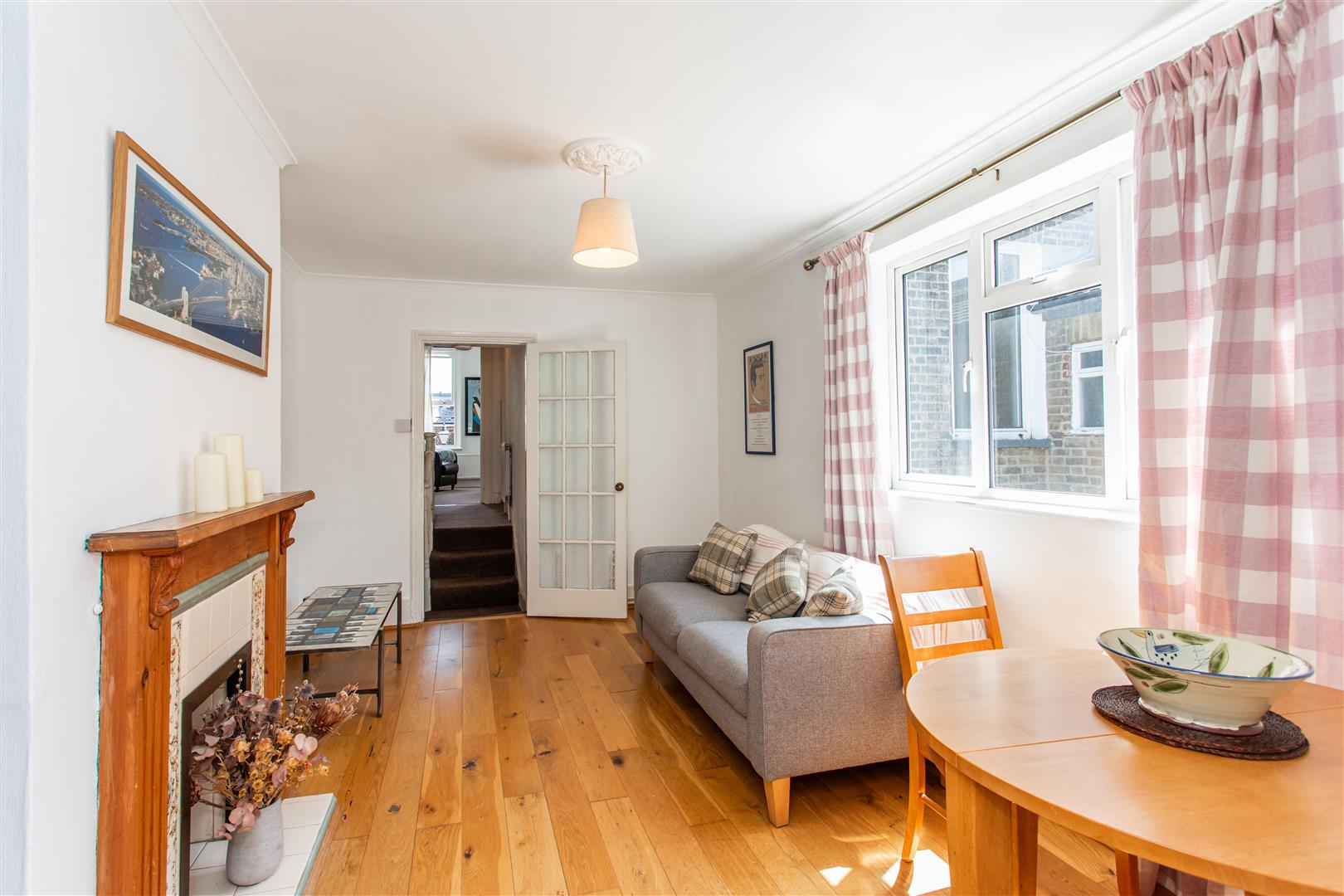 2 bed property in Lichfield Road, Mile End
